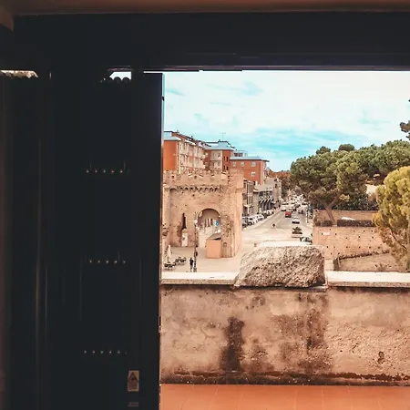 Arco Augusto 아파트 파노