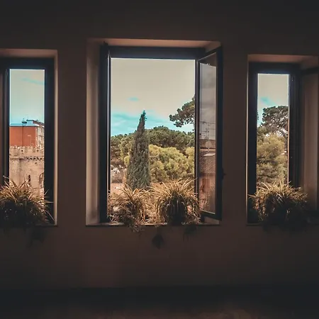 Arco Augusto