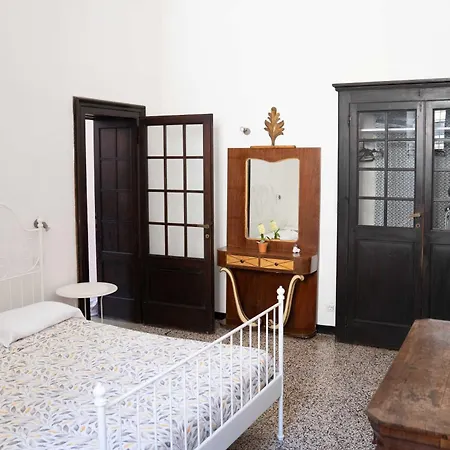Arco Augusto Apartment *