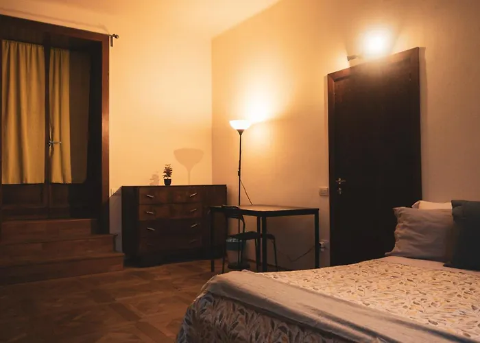 アパート Arco Augusto ファーノ