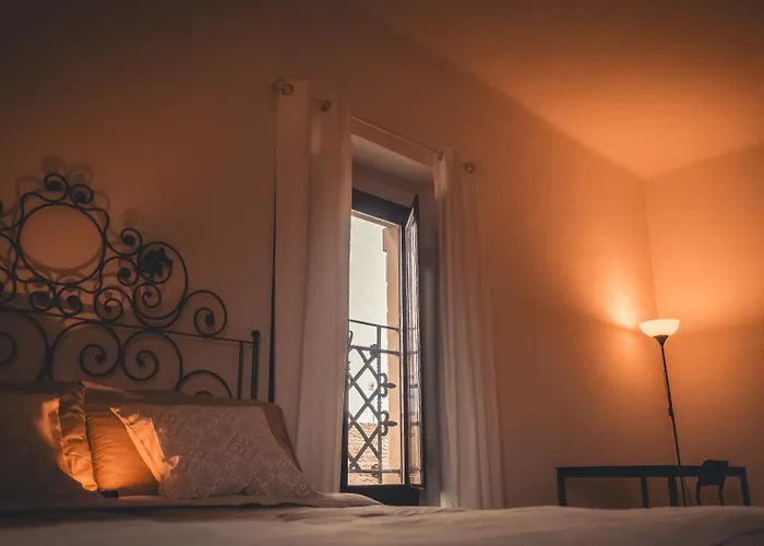 アパート Arco Augusto ファーノ